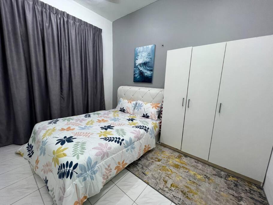 Rumah Melati By Impian Homestay Klia-Salak Tinggi-Nilai Sepang Exterior foto